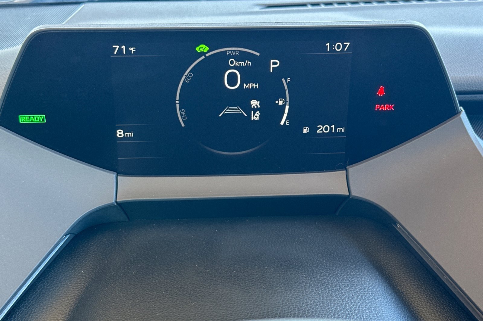 New 2027 Toyota Prius FWD image 30