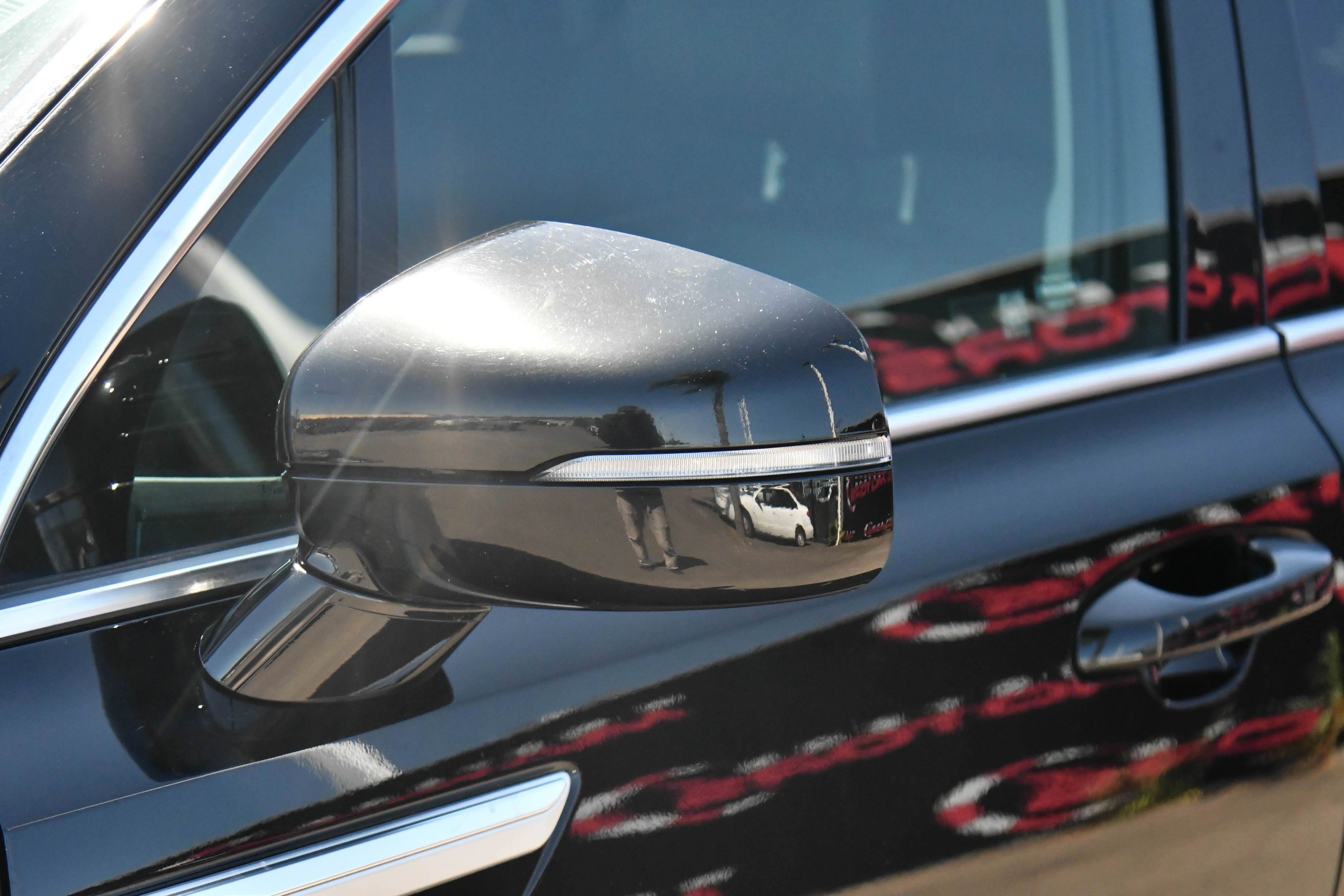 Used 2024 Kia Sorento S image 13