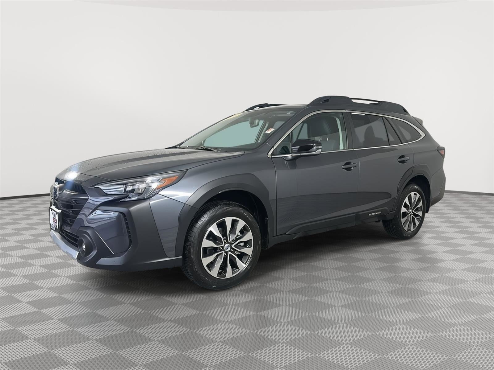 Certified 2025 Subaru Outback Limited image 3