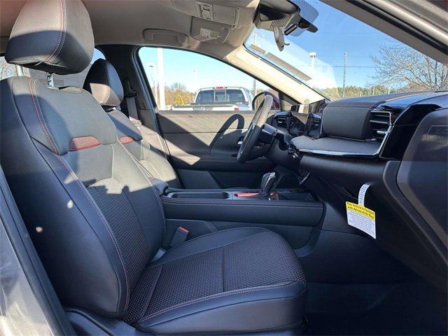New 2026 Nissan Kicks SR image 10