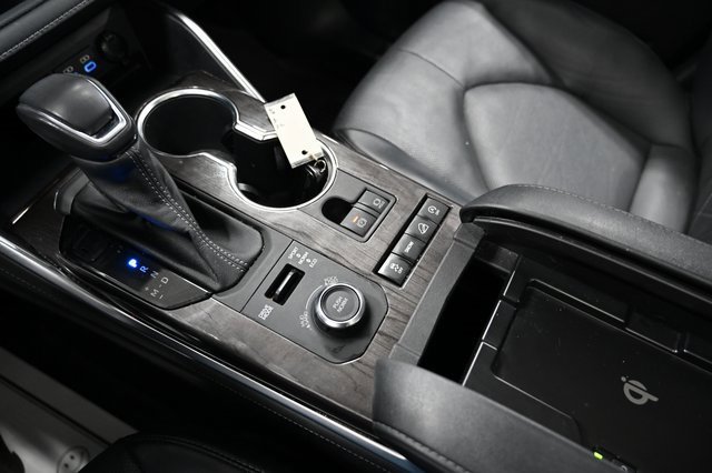 Used 2022 Toyota Highlander Platinum image 21