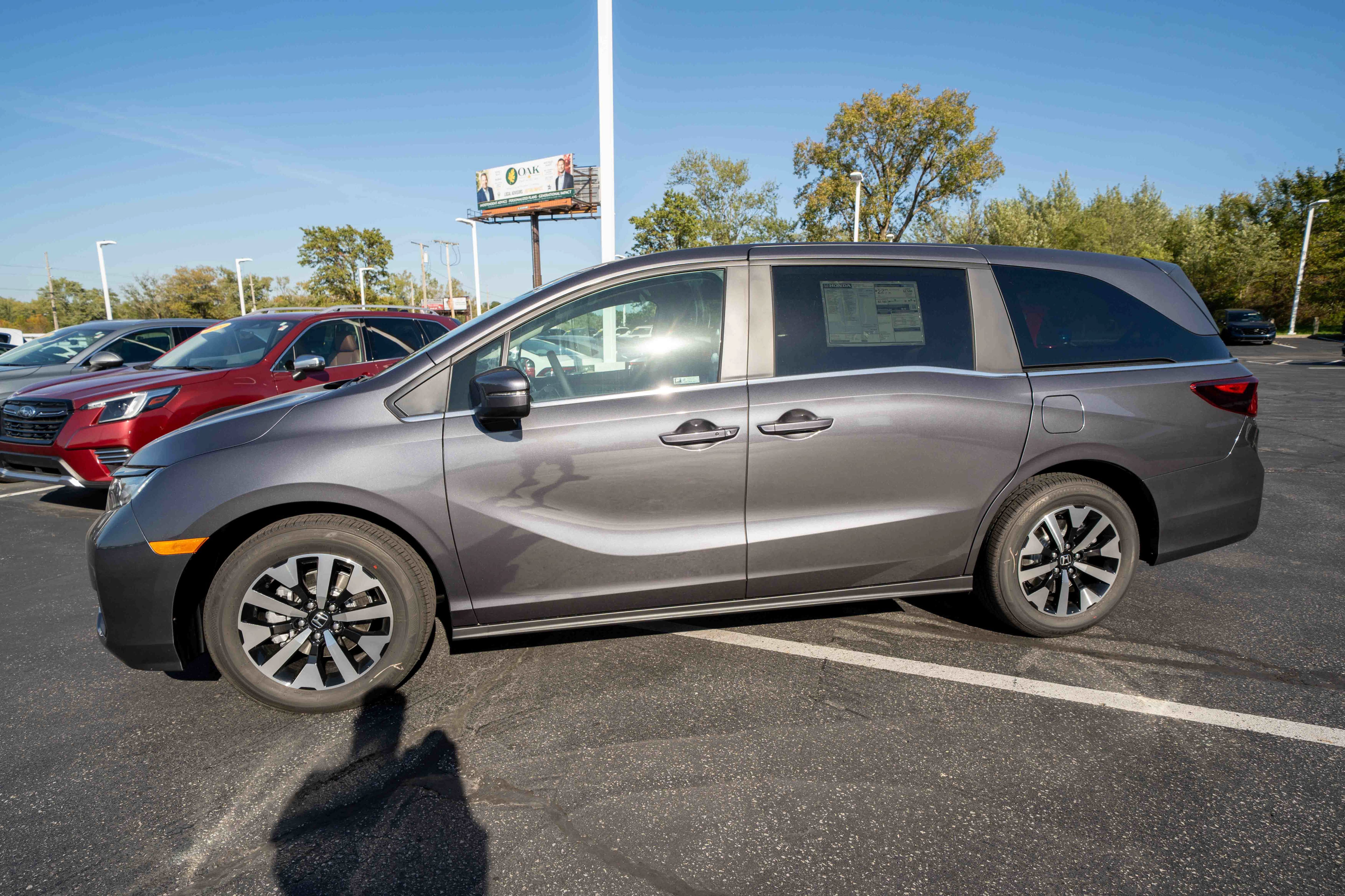New 2027 Honda Odyssey EX-L image 3