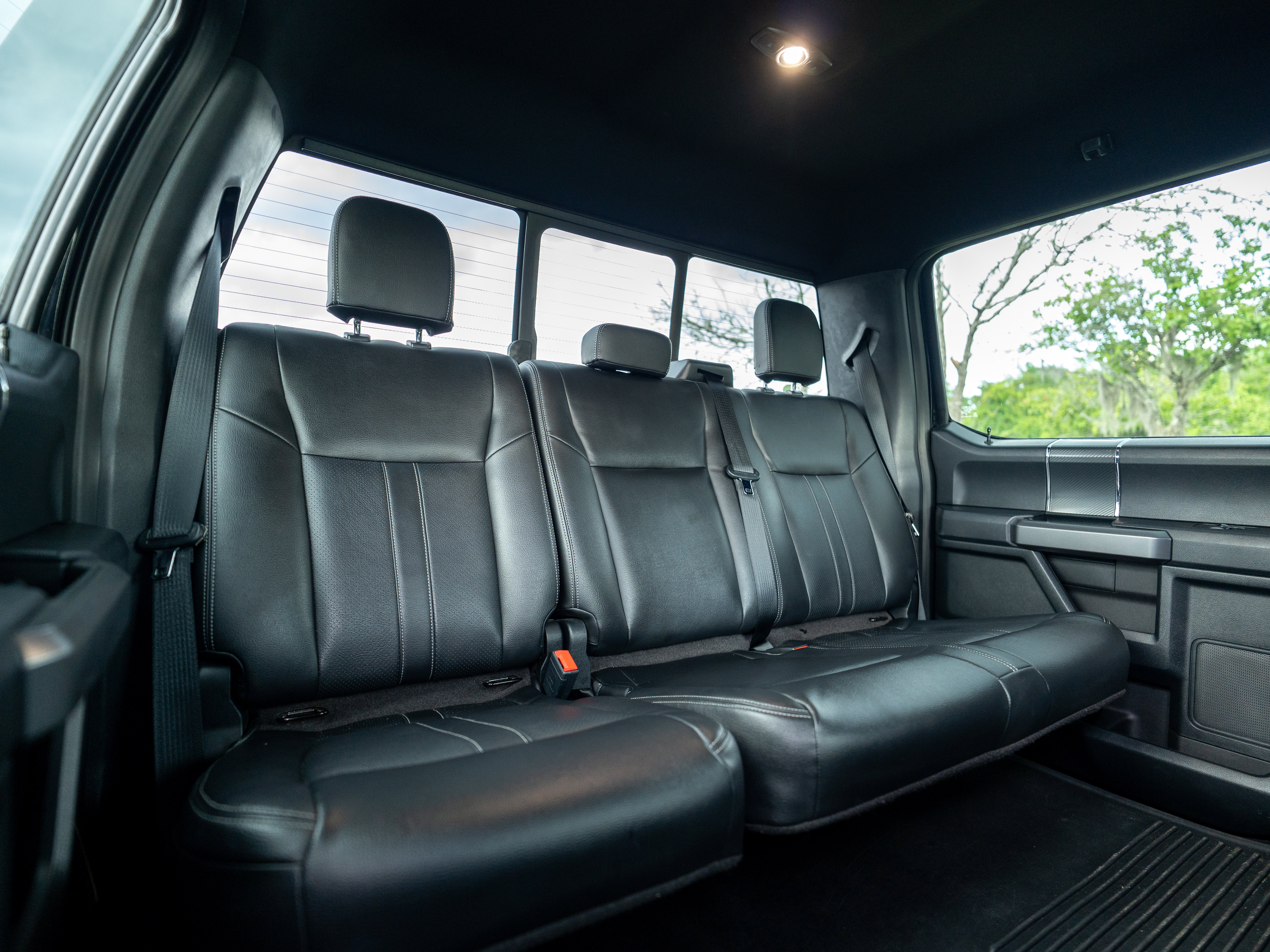 Used 2020 Ford F150 XLT w/ Equipment Group 302A Luxury AWD/4WD image 12