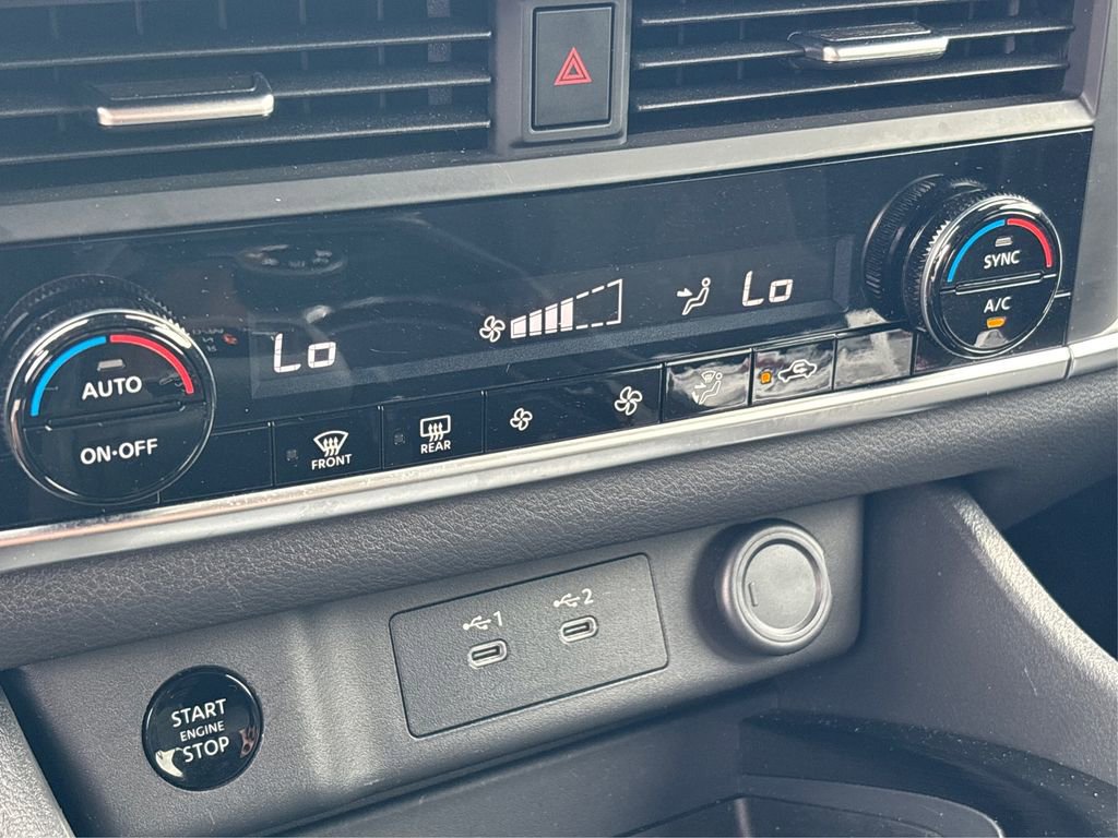 Certified 2026 Nissan Rogue SV AWD/4WD image 27