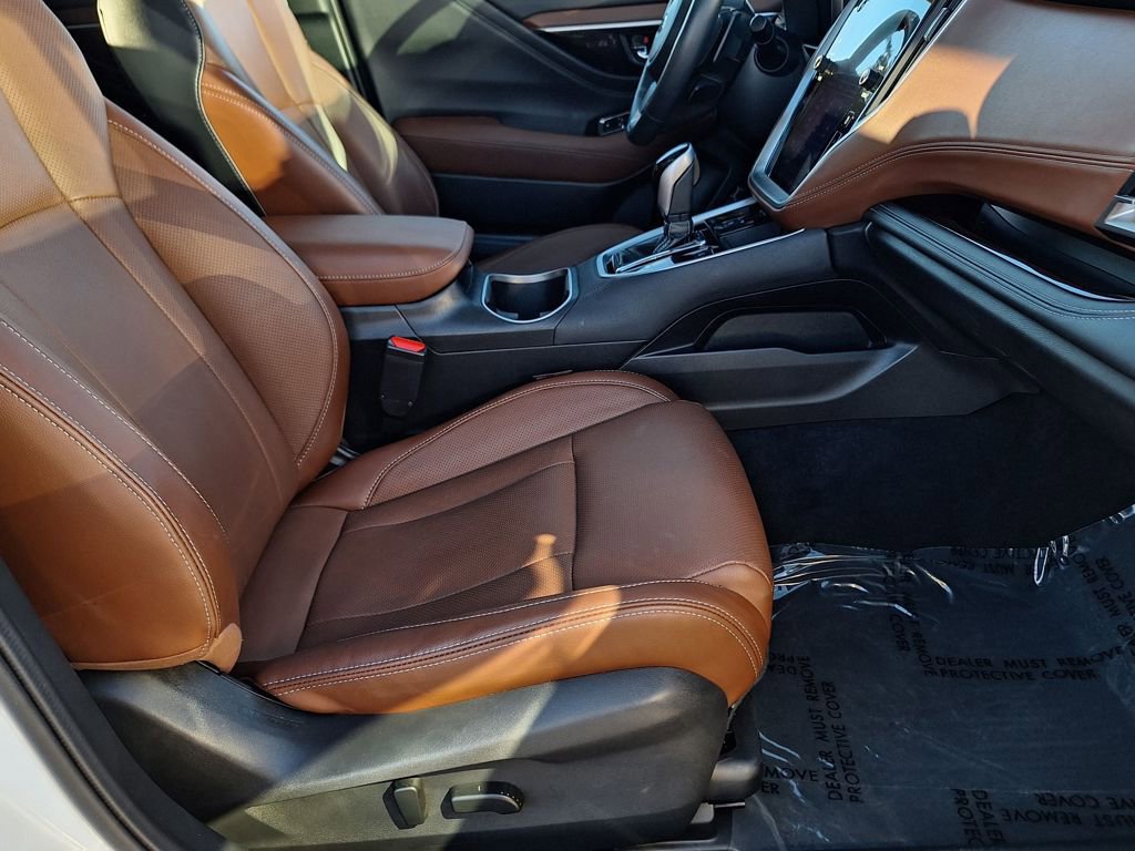 Used 2022 Subaru Outback Touring w/ Popular Package #2 image 27