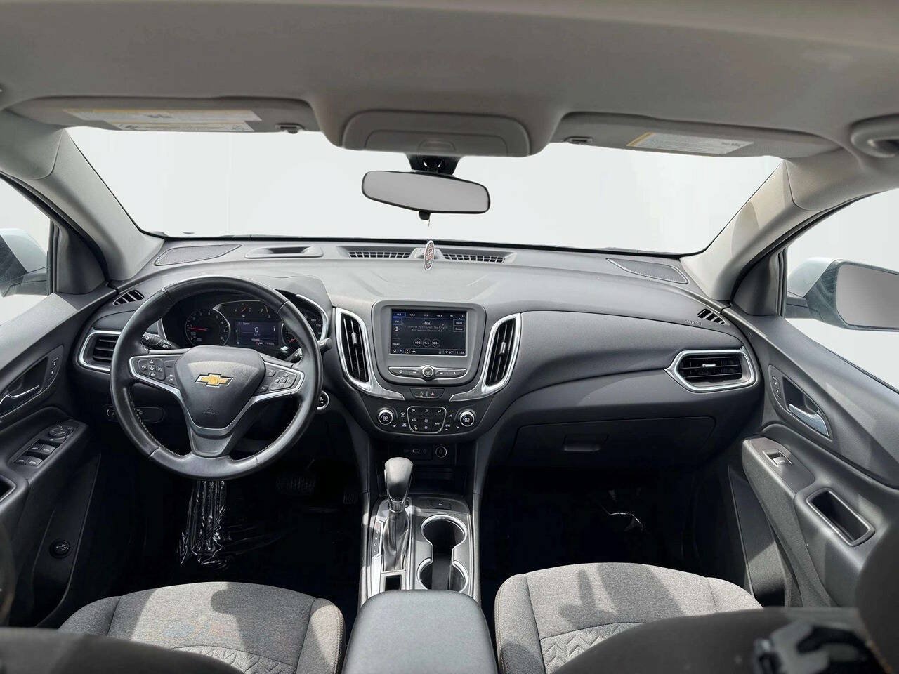 Used 2022 Chevrolet Equinox LT w/ Driver Convenience Package AWD/4WD image 22