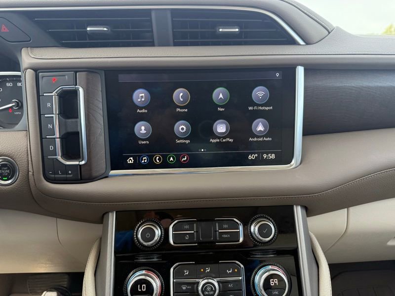 Used 2021 GMC Yukon Denali w/ Denali Premium Package AWD/4WD image 13