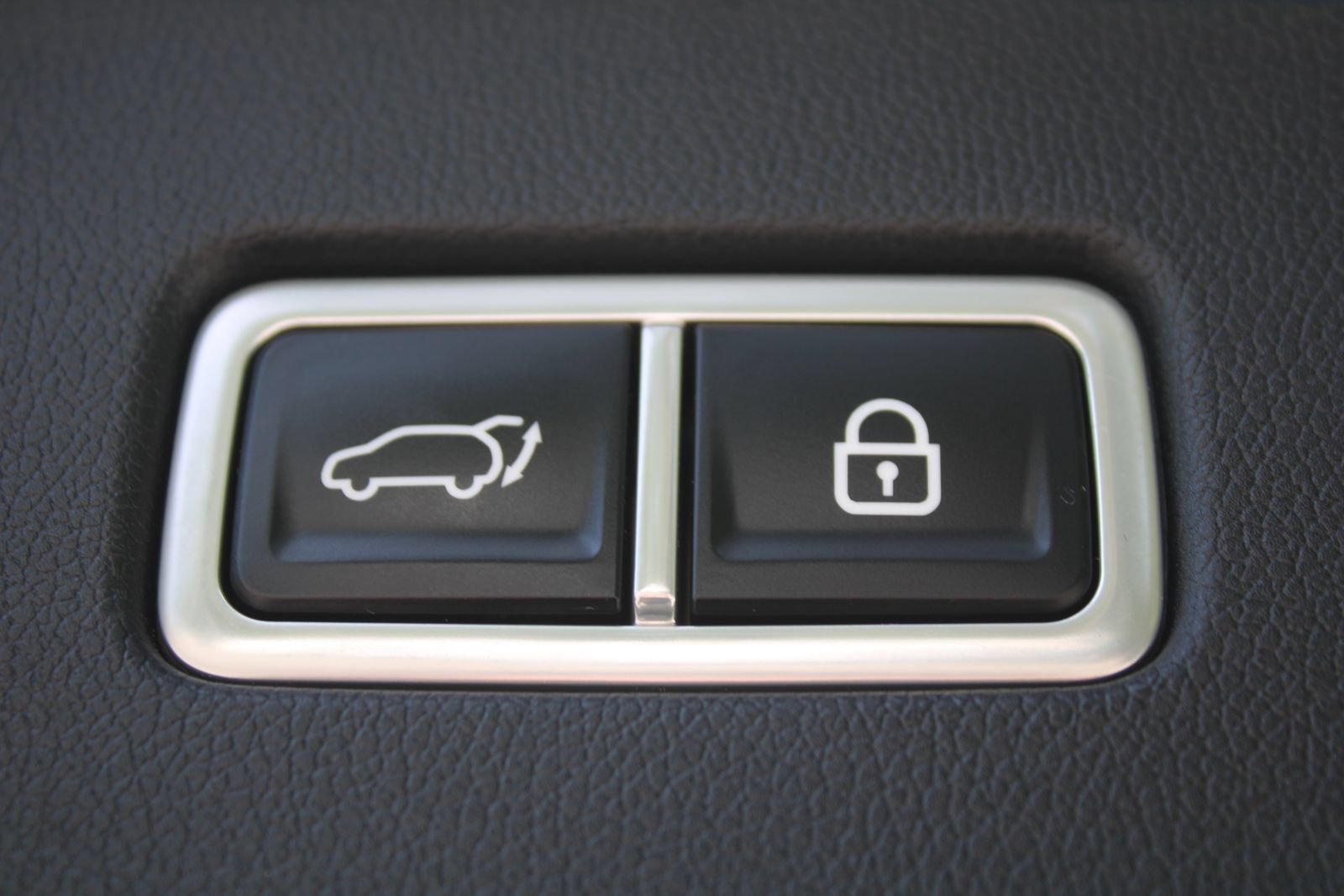 Certified 2022 Kia Sorento SX FWD image 12
