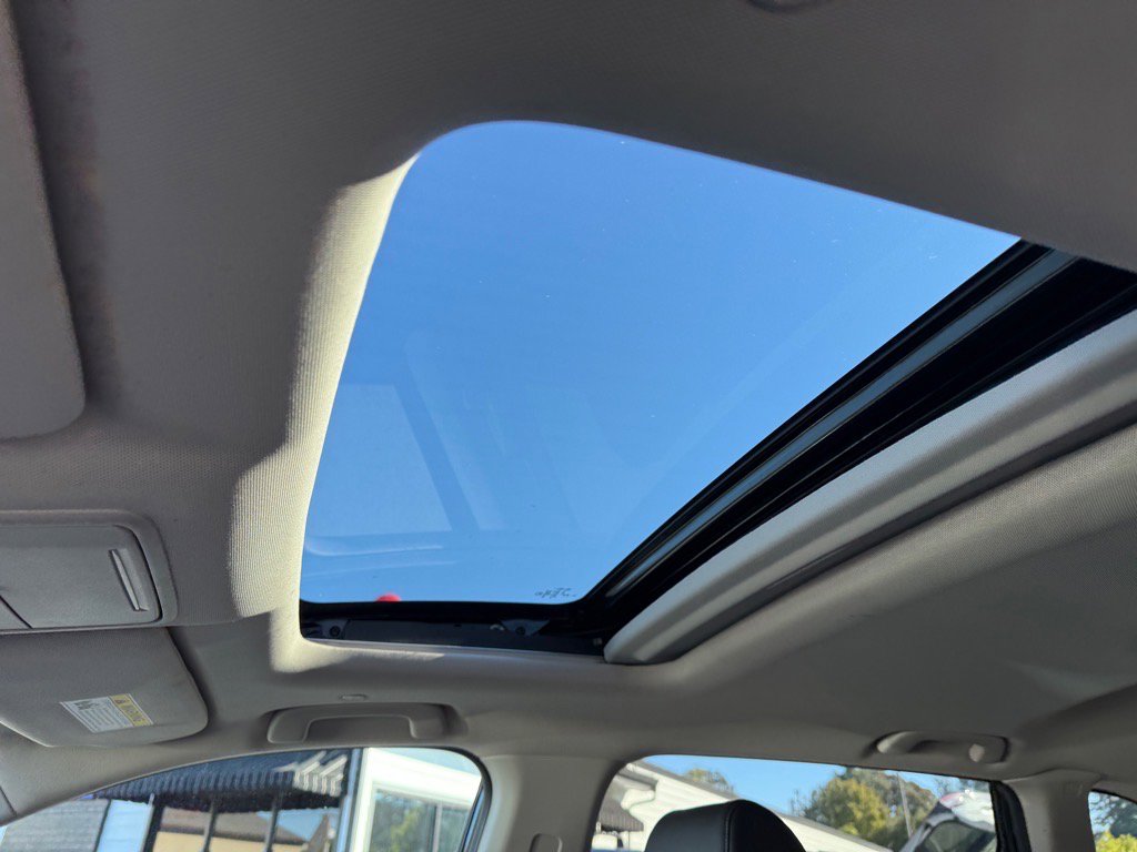 Used 2025 Honda CR-V EX-L image 16