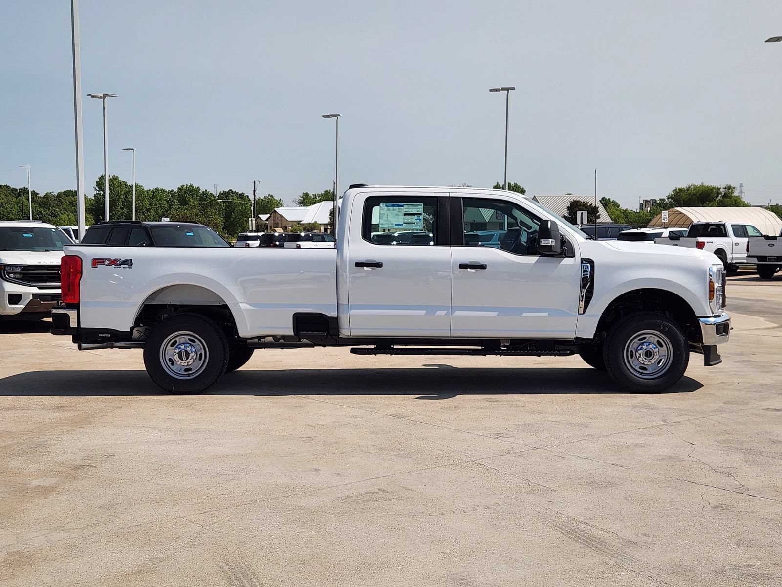 New 2026 Ford F250 XL w/ FX4 Off-Road Package AWD/4WD image 7
