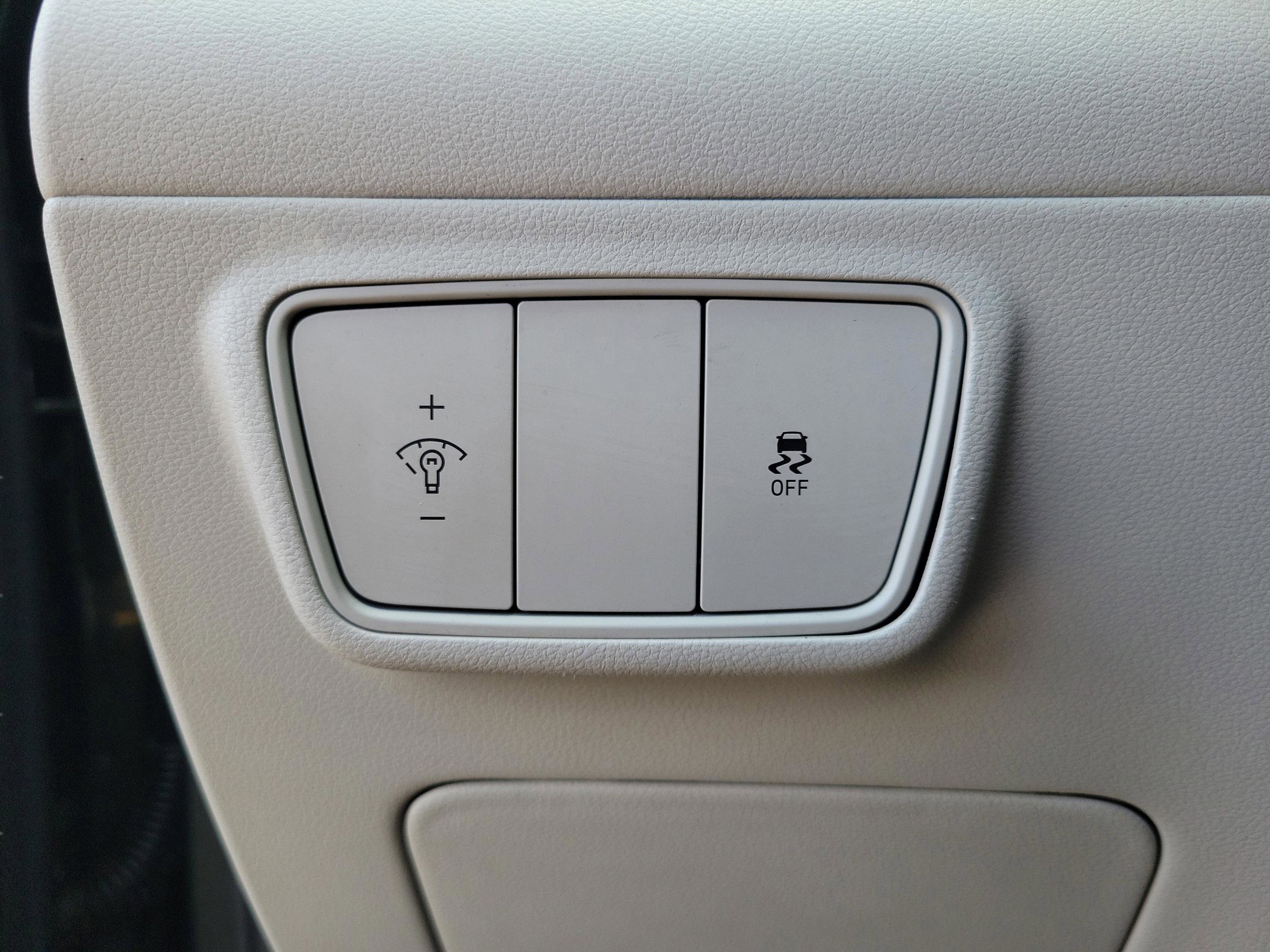 Used 2022 Hyundai Tucson SE w/ Cargo Package image 14