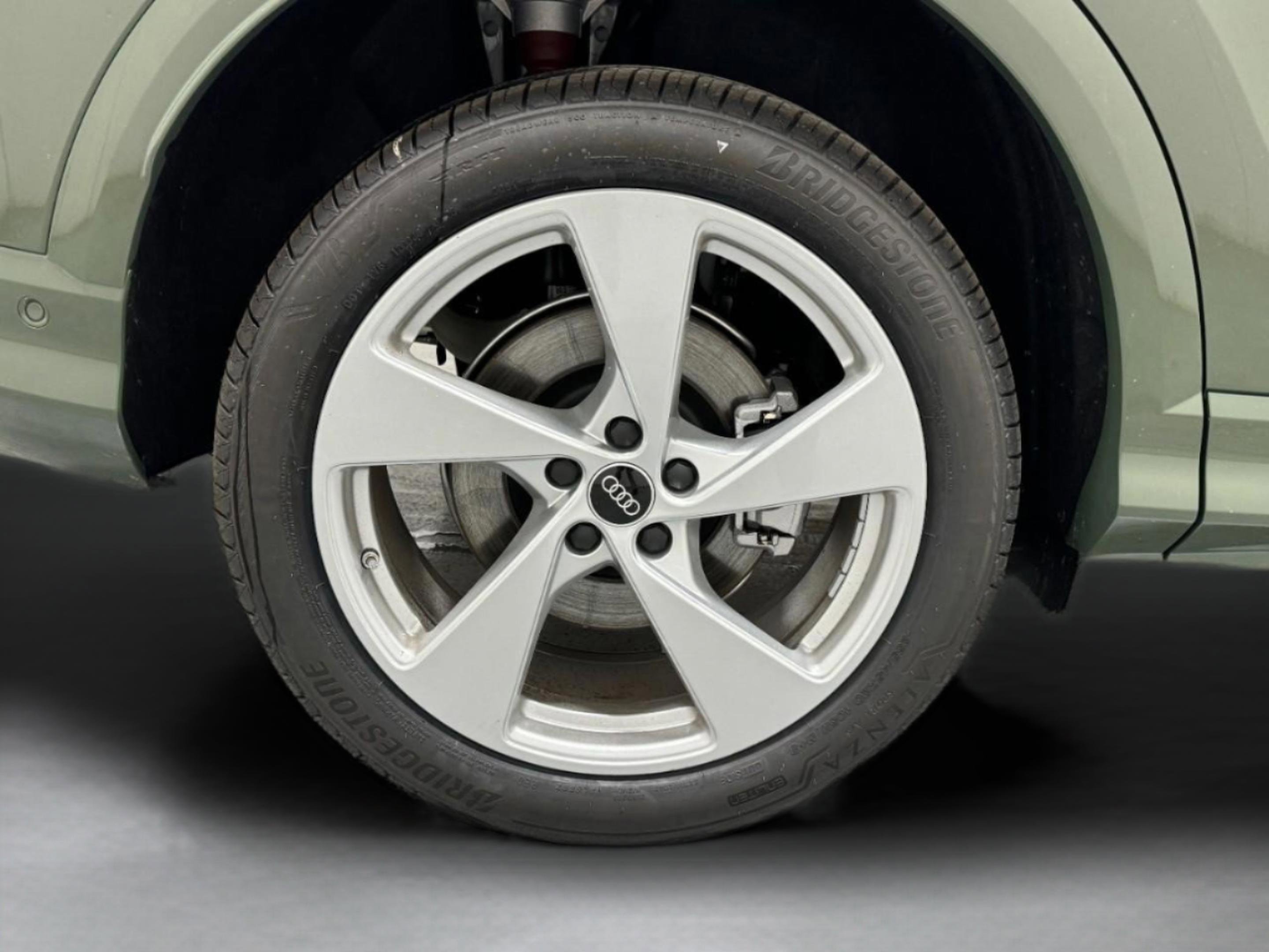 New 2025 Audi Q5 Premium Plus image 8