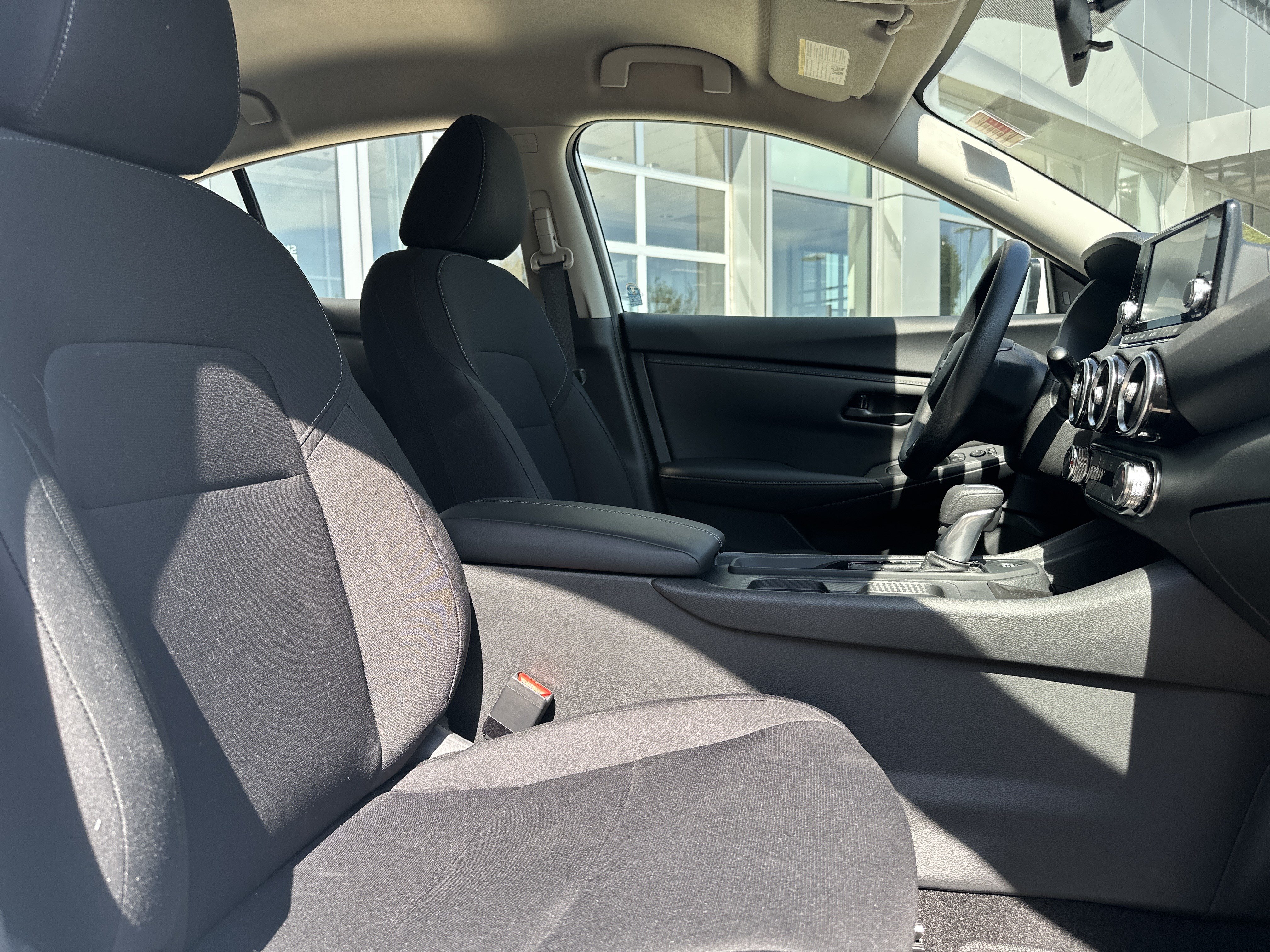 Used 2025 Nissan Sentra S FWD image 27