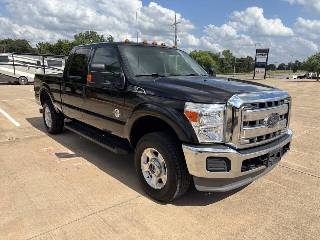 Used 2013 Ford F250 4x4 Crew Cab Super Duty image 5