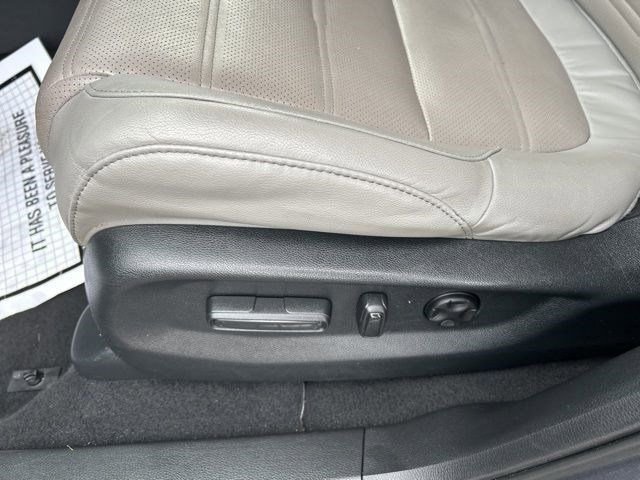 Used 2017 Honda CR-V EX-L image 14