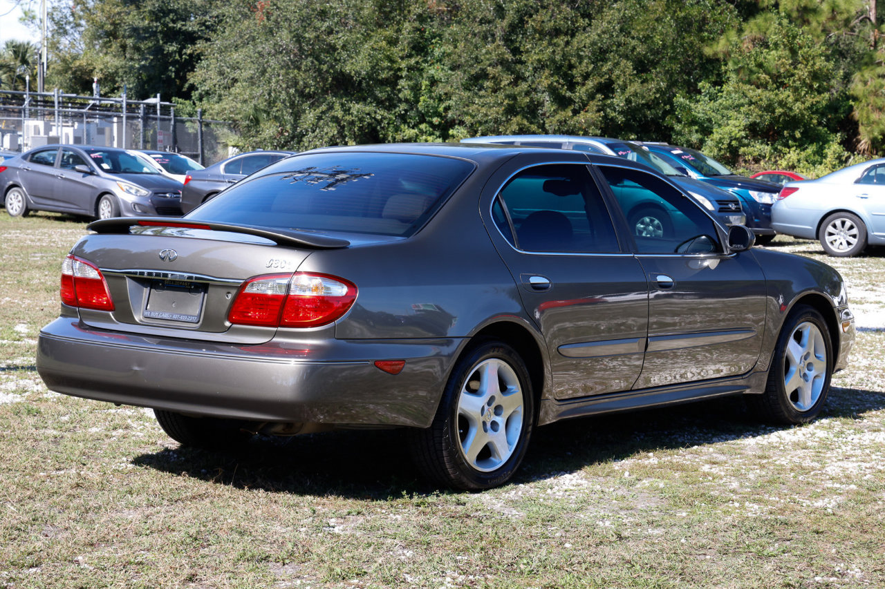 Used 2001 INFINITI I30 TOURING w/ (B03) Touring Sport Pkg image 11