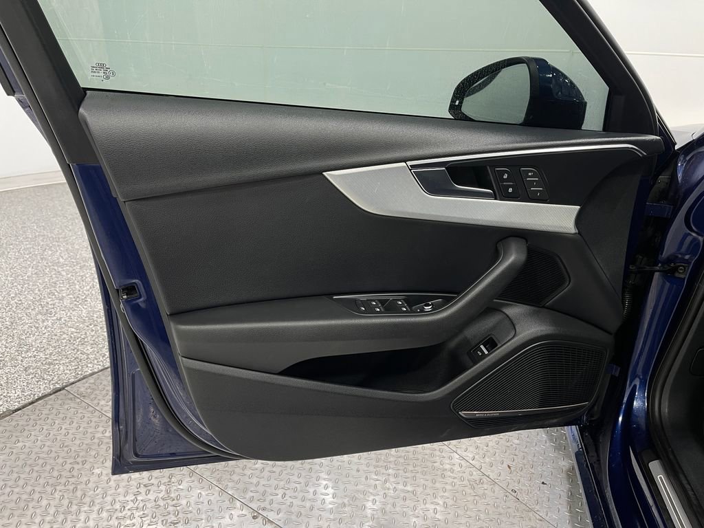 Used 2018 Audi A4 2.0T Ultra Premium Plus w/ Premium Plus Package image 16