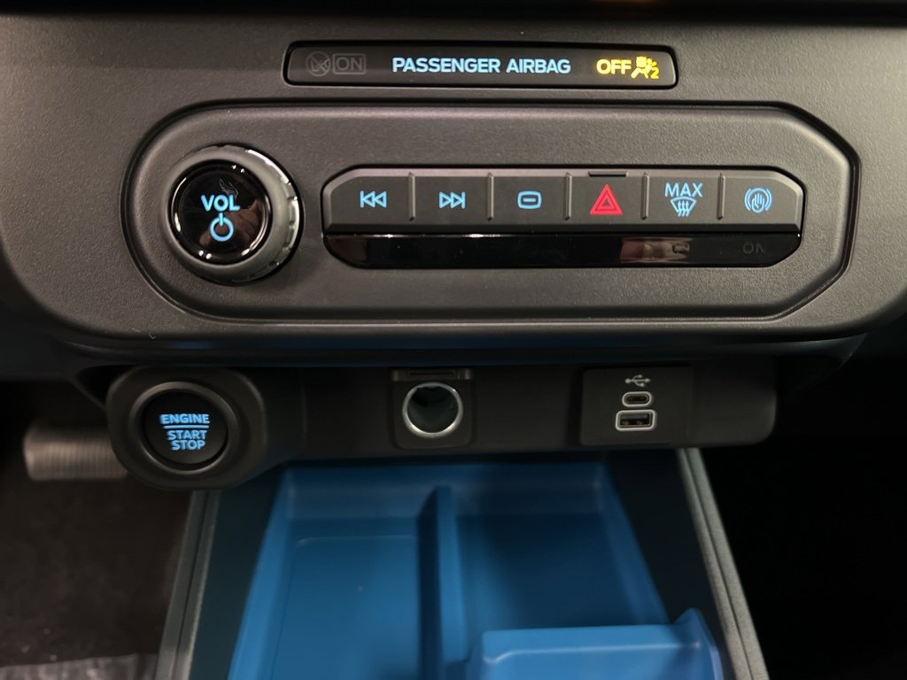 New 2025 Ford Maverick XLT w/ XLT Luxury Package image 14