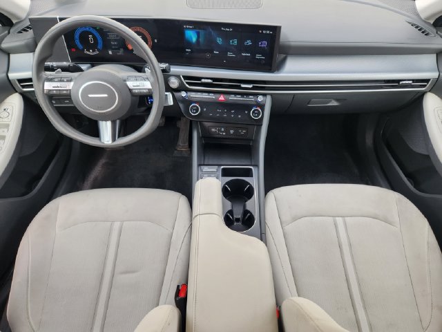 Used 2025 Hyundai Sonata SEL FWD image 13