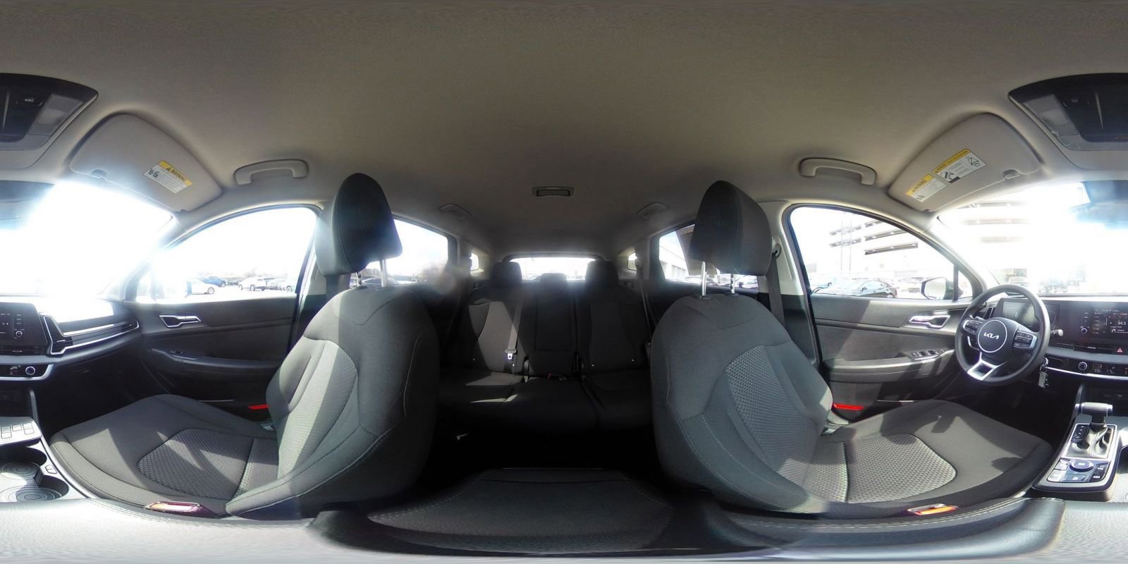 Used 2025 Kia Sportage LX image 40