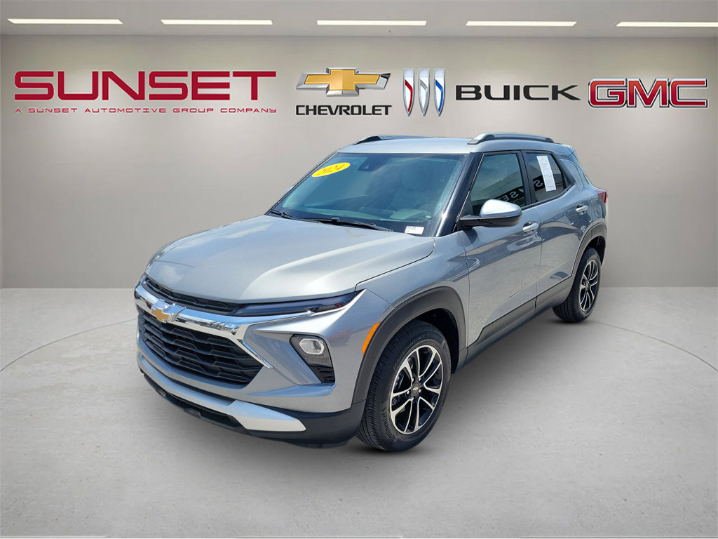 Certified 2024 Chevrolet TrailBlazer LT w/ Convenience Package FWD image 8