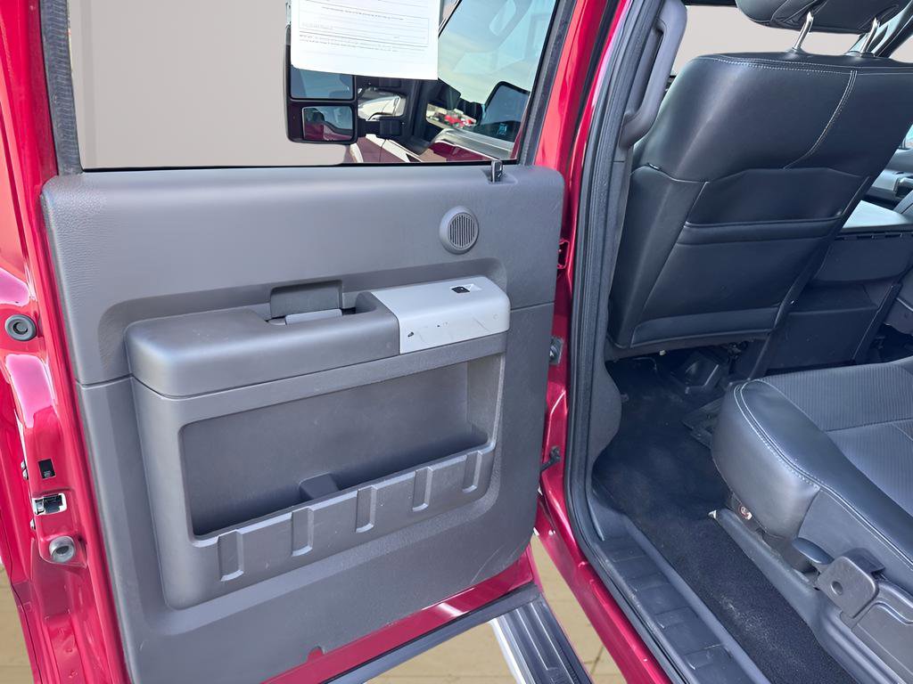 Used 2015 Ford F250 Lariat image 29