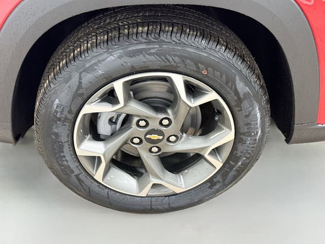 New 2026 Chevrolet Trax LT image 32
