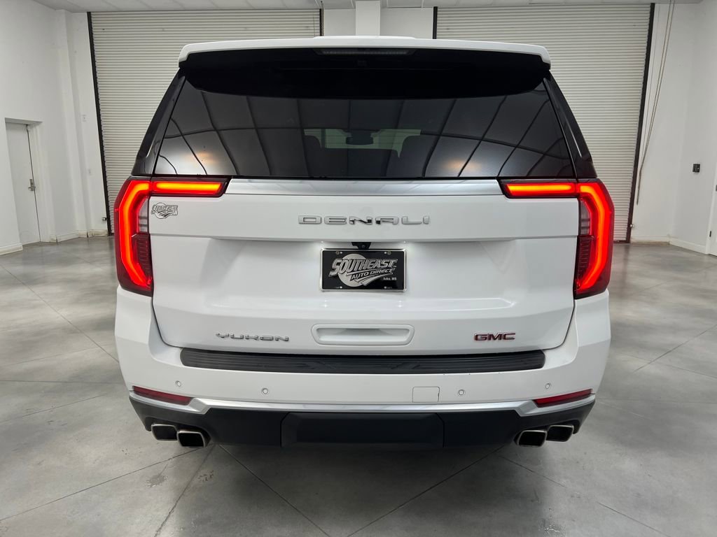 Used 2025 GMC Yukon Denali image 6