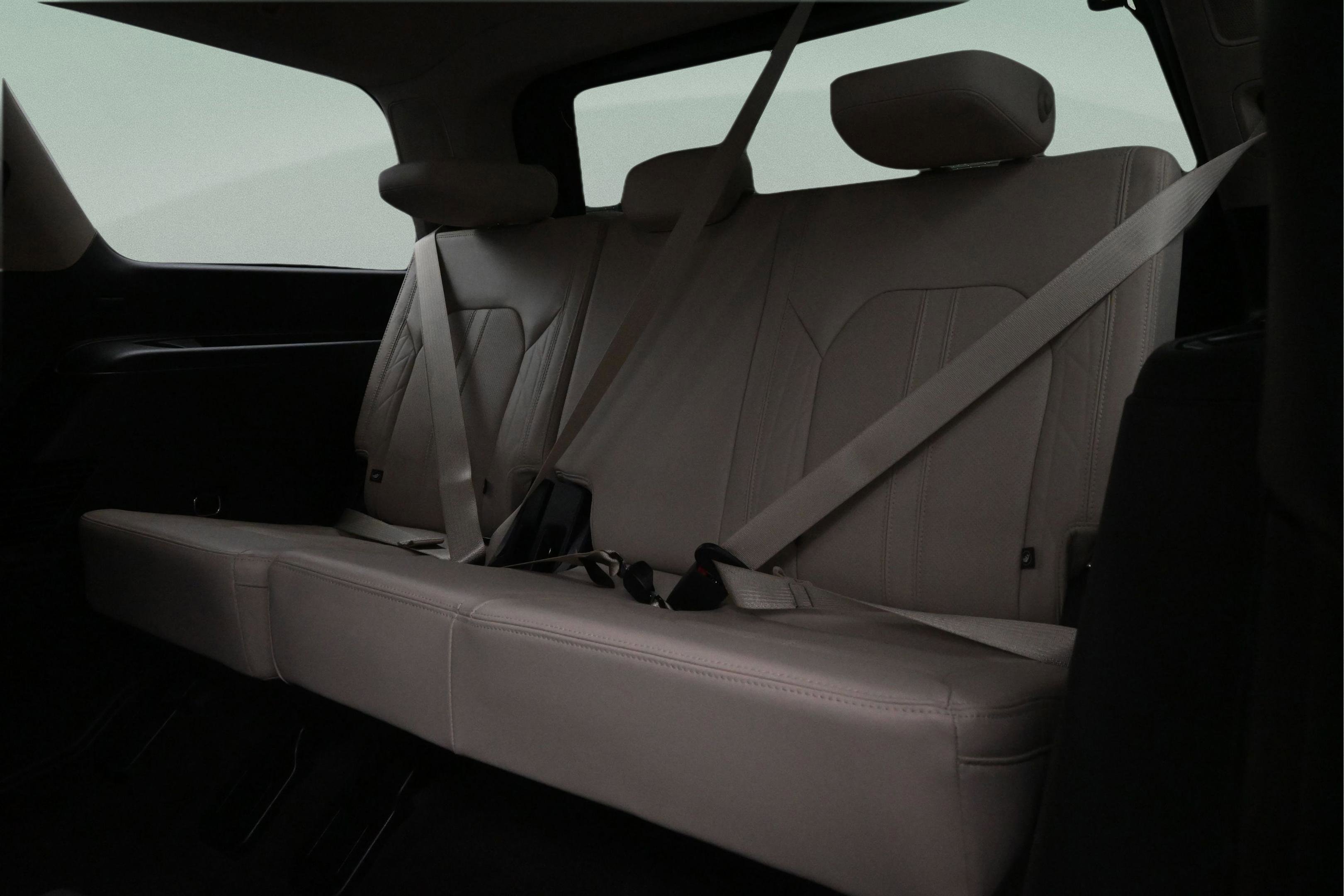 Used 2023 Ford Expedition Platinum RWD image 15
