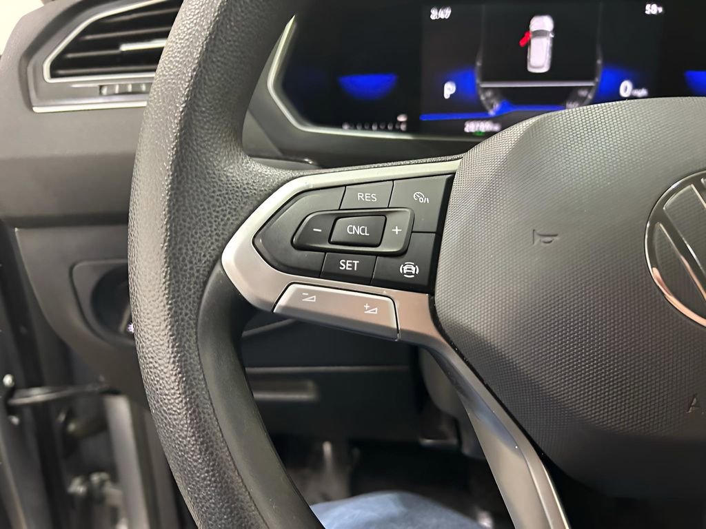 Used 2022 Volkswagen Tiguan S image 24