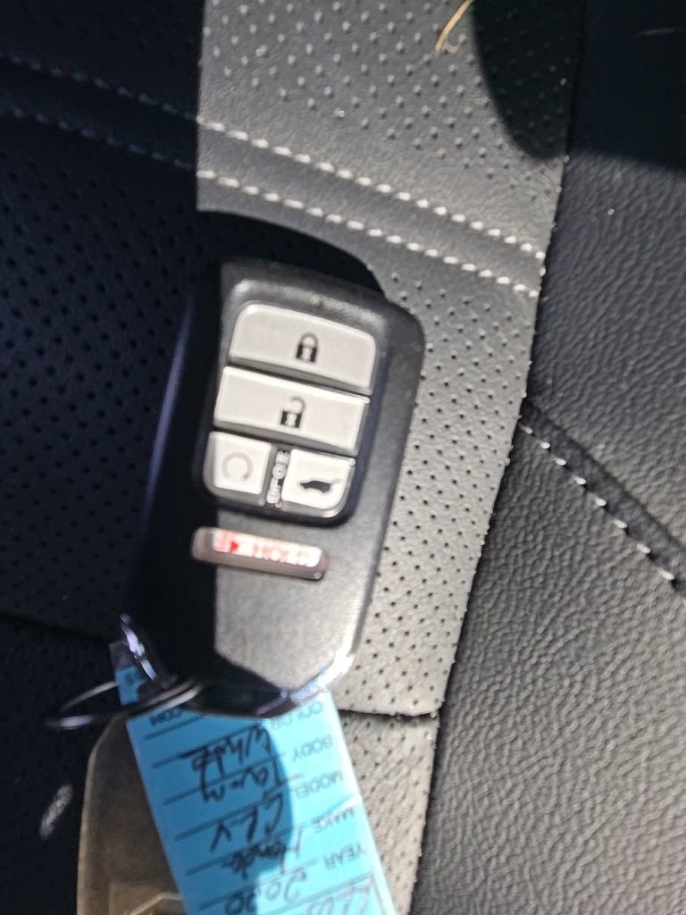 Used 2020 Honda CR-V Touring image 34