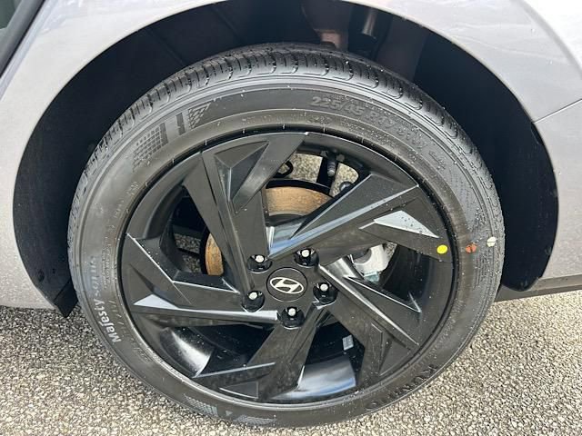 New 2026 Hyundai Elantra Sport image 12