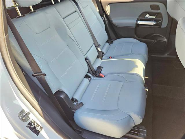 Used 2026 Mercedes-Benz GLB 250 image 17
