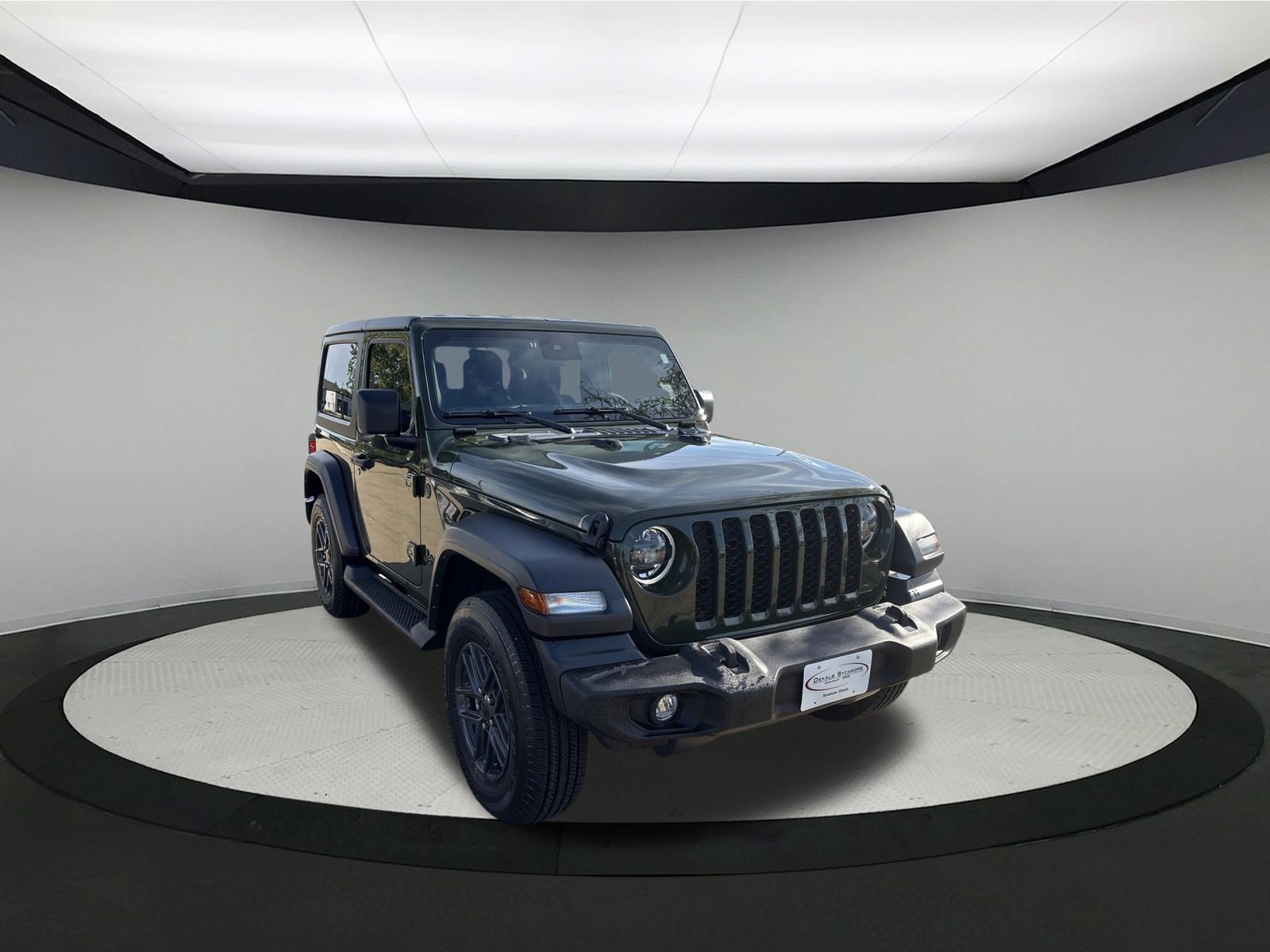 Used 2024 Jeep Wrangler Sport AWD/4WD image 1