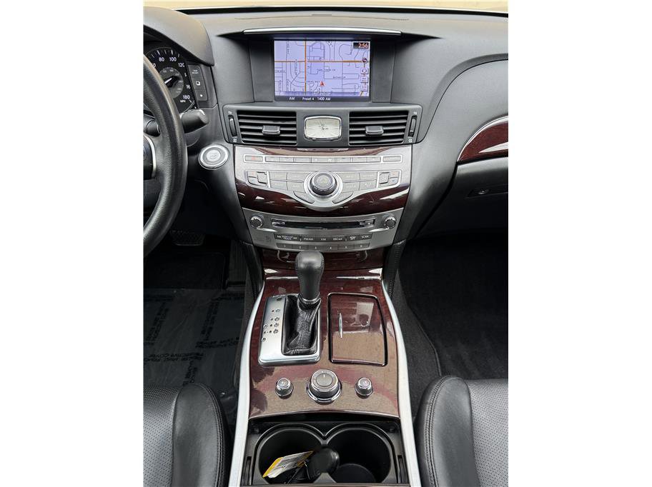 Used 2013 INFINITI M37 w/ Premium Pkg image 11