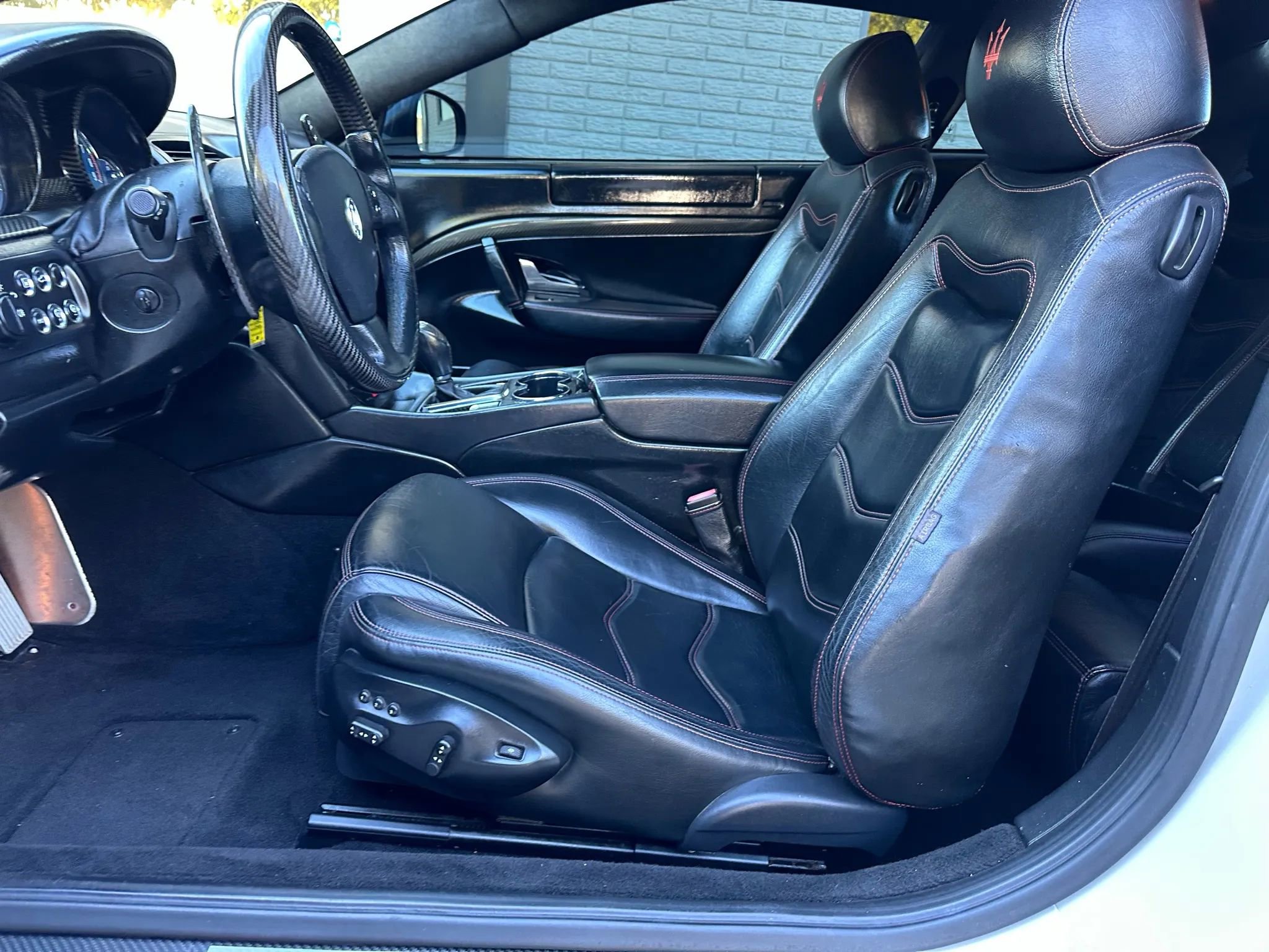 Used 2012 Maserati GranTurismo MC image 22