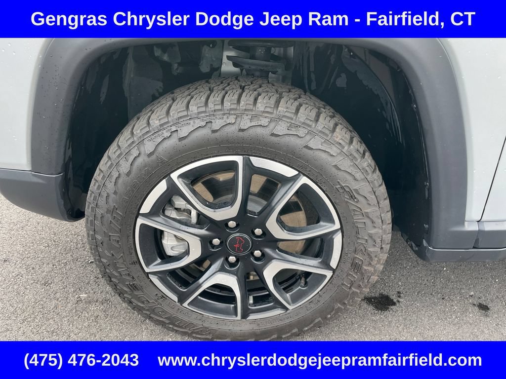 Certified 2025 Jeep Compass Trailhawk w/ Sun & Sound Group AWD/4WD image 13