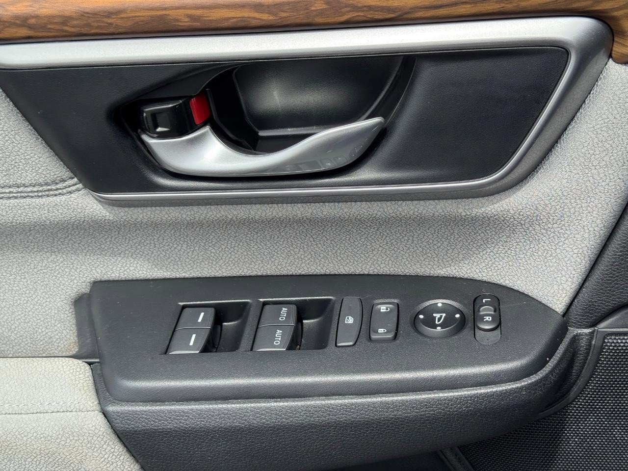 Certified 2021 Honda CR-V EX image 25