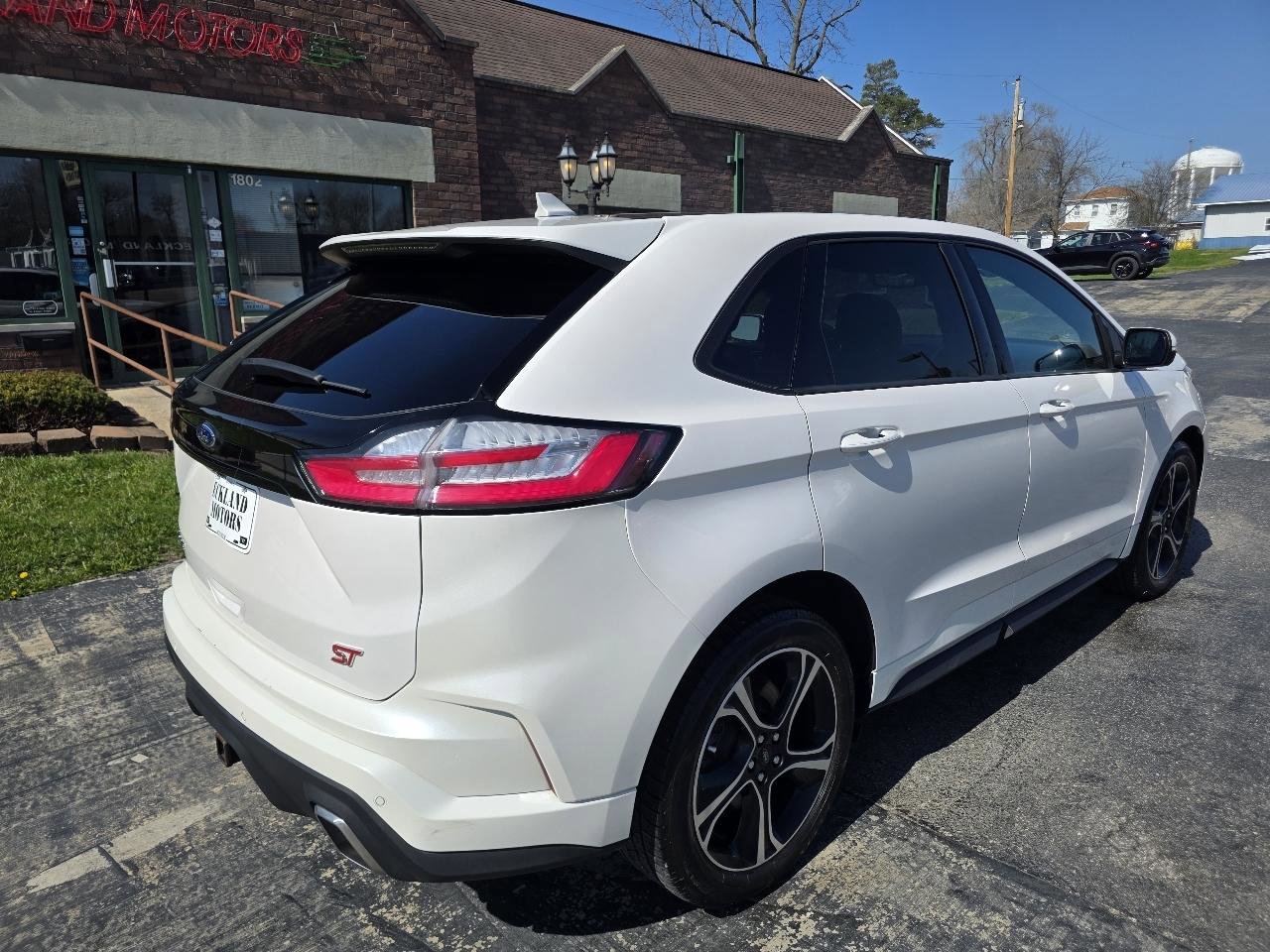 Used 2019 Ford Edge ST w/ Cold Weather Package image 6