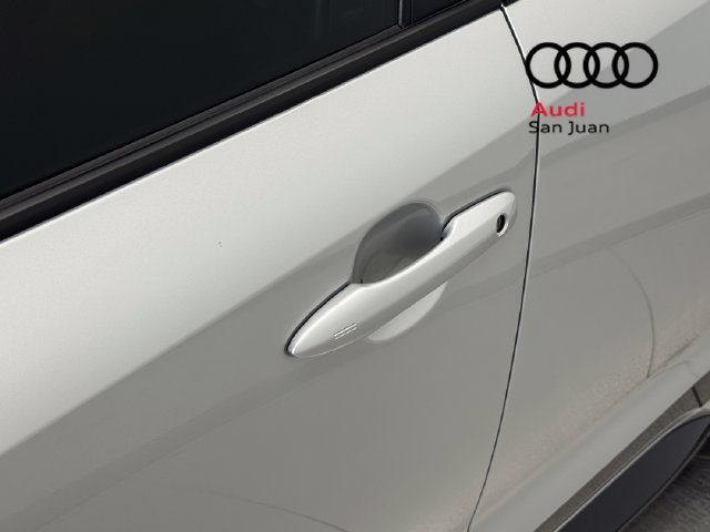 Used 2026 Toyota Corolla SE FWD image 7