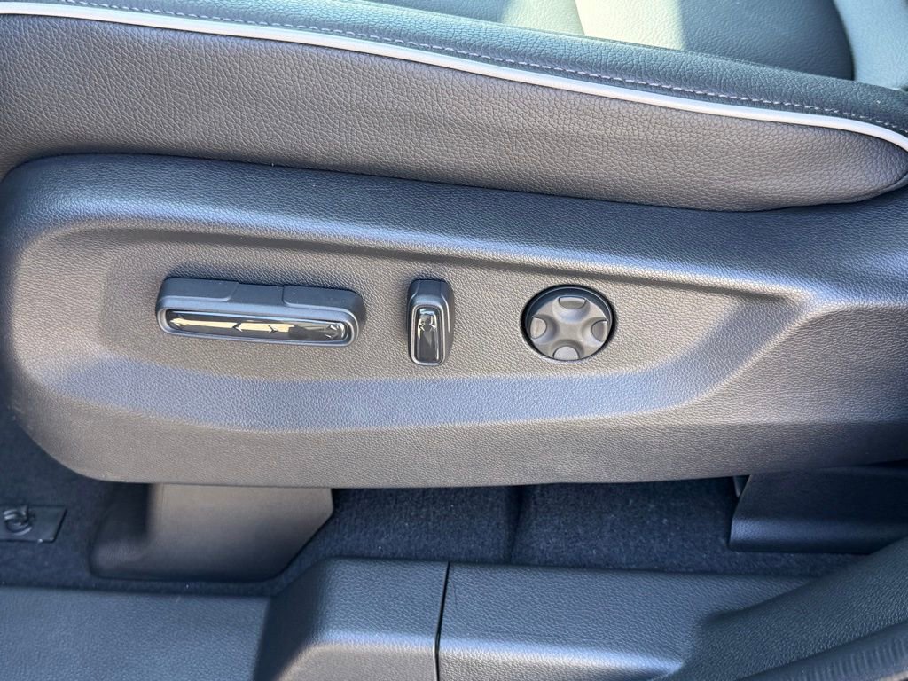 New 2026 Honda Odyssey Touring image 26