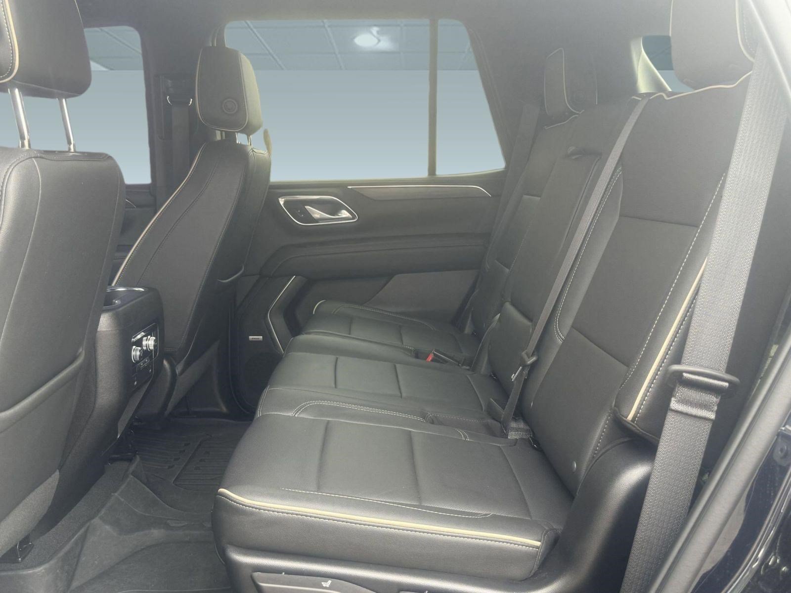 Used 2022 GMC Yukon SLT AWD/4WD image 13