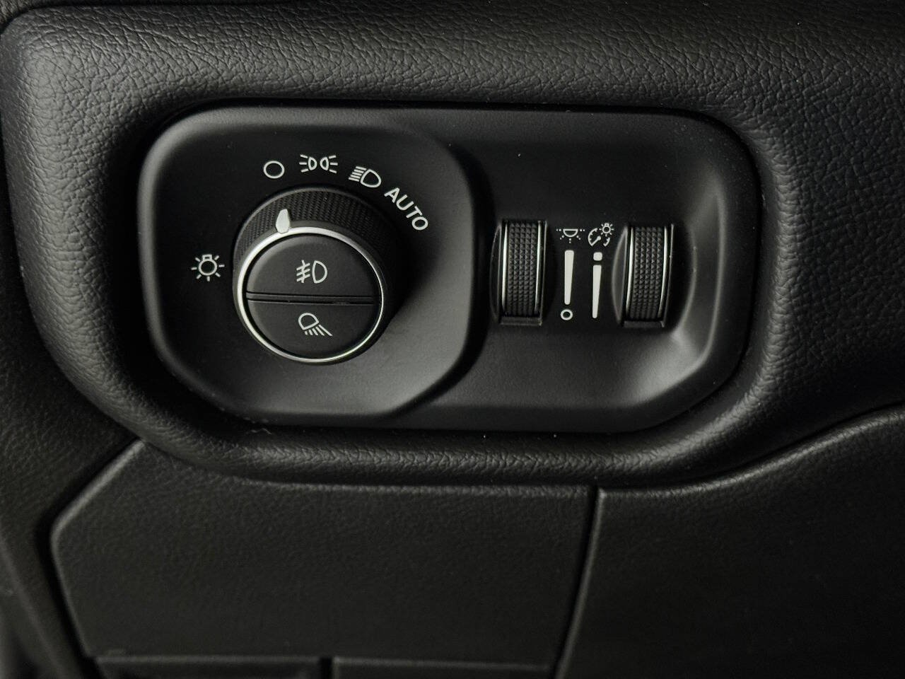 Used 2020 RAM 3500 Laramie w/ Night Edition AWD/4WD image 68