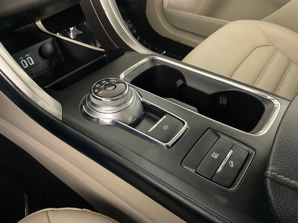 Certified 2019 Ford Fusion SEL FWD image 17