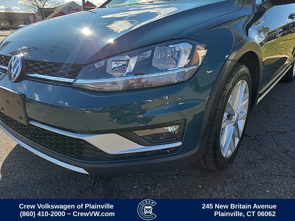 Used 2018 Volkswagen Golf Alltrack SE image 24