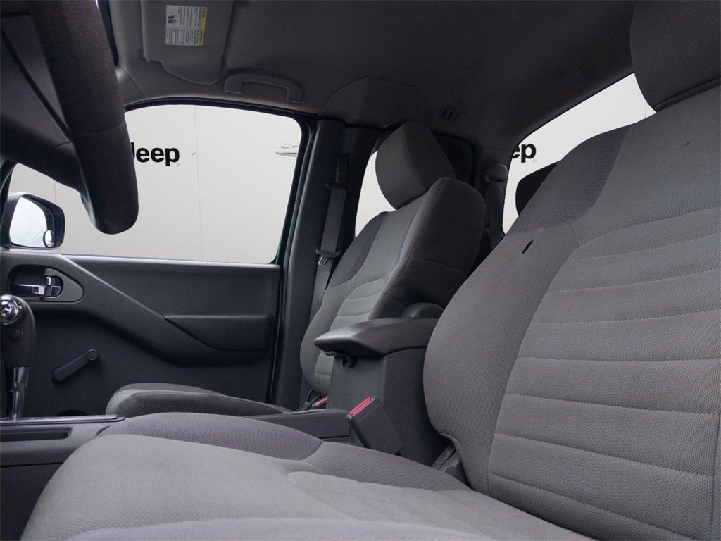 Used 2014 Nissan Frontier S image 8