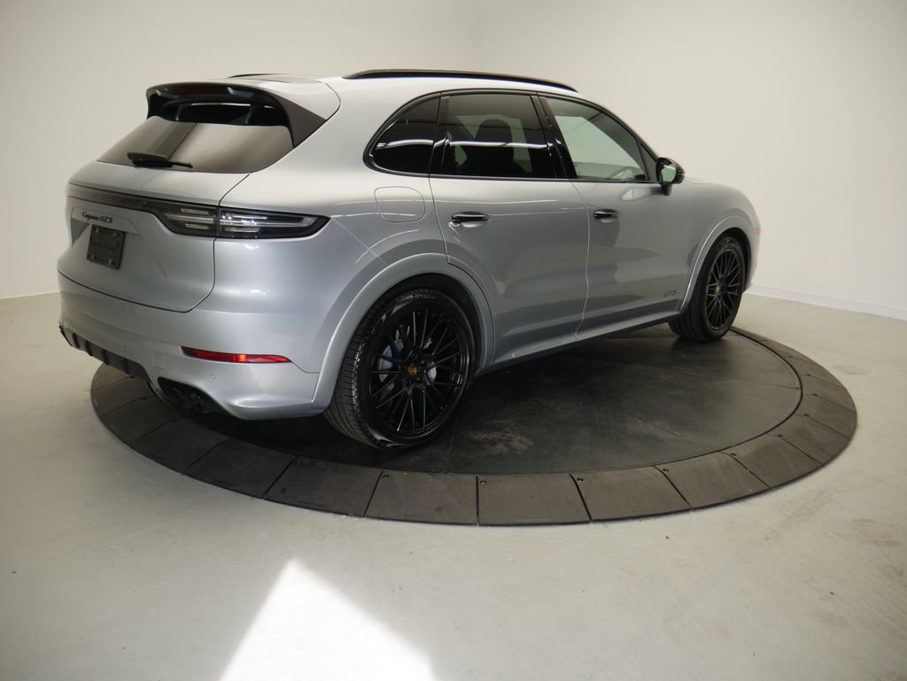 Certified 2021 Porsche Cayenne GTS AWD/4WD image 8