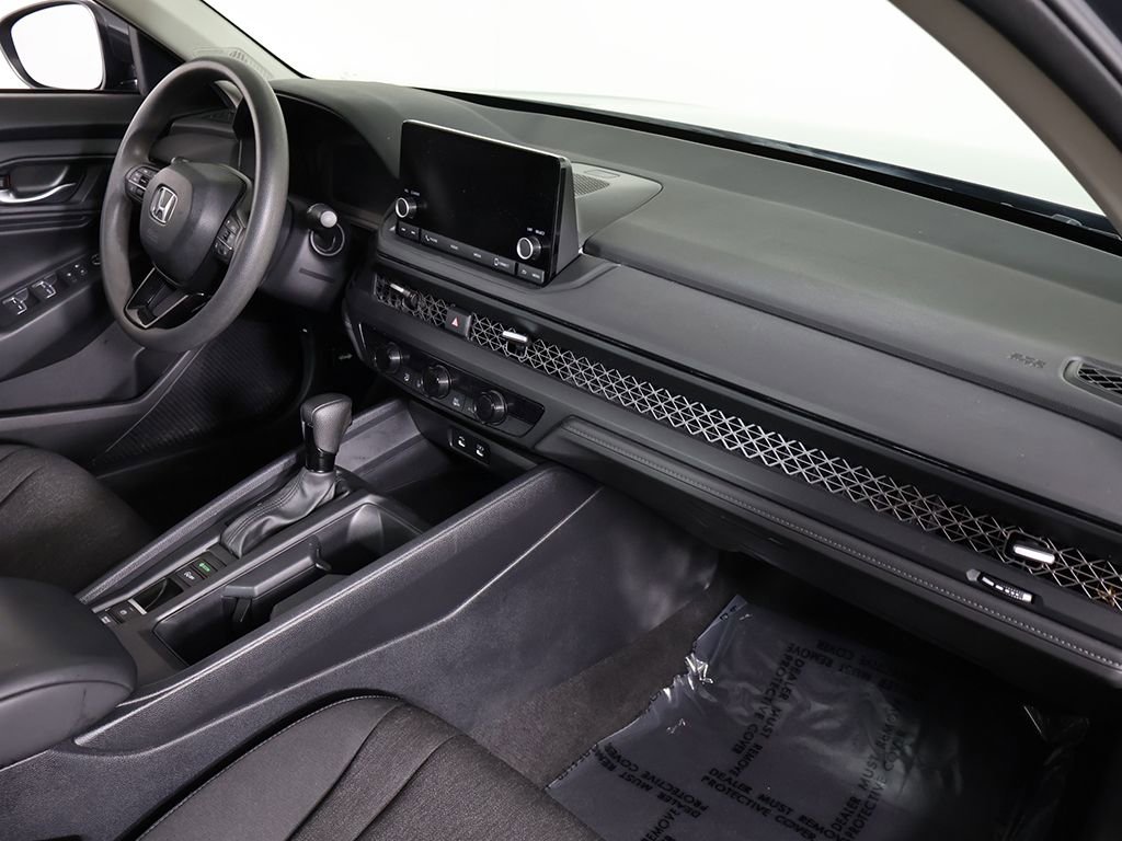 Used 2024 Honda Accord EX image 28