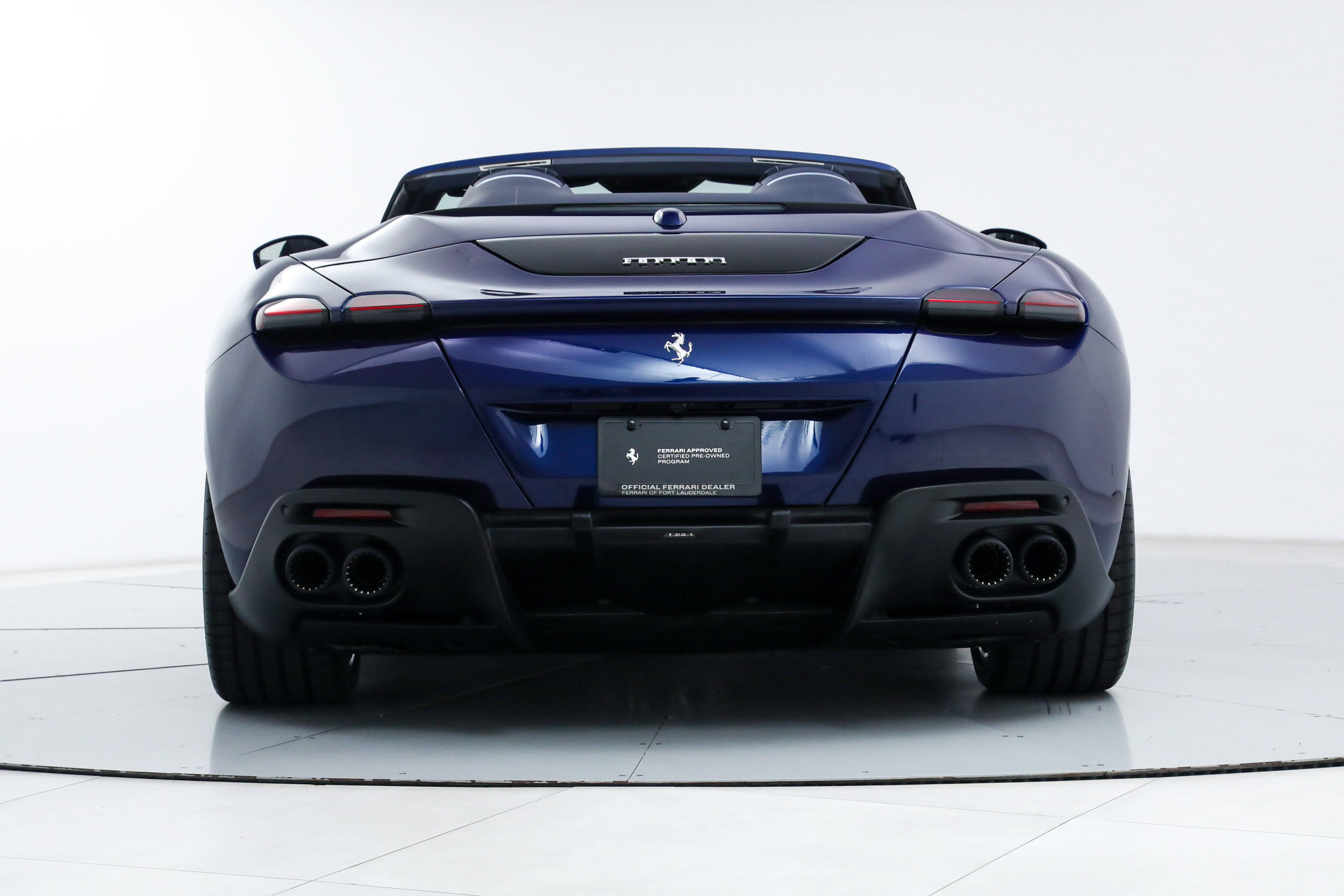 Certified 2026 Ferrari Roma Spider RWD image 9
