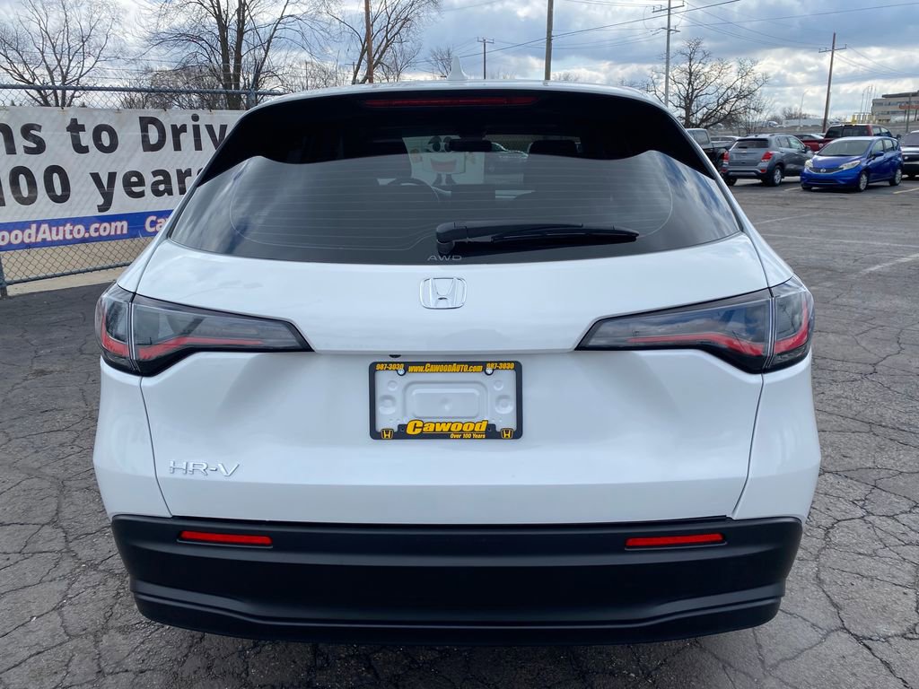 Used 2024 Honda HR-V LX image 3
